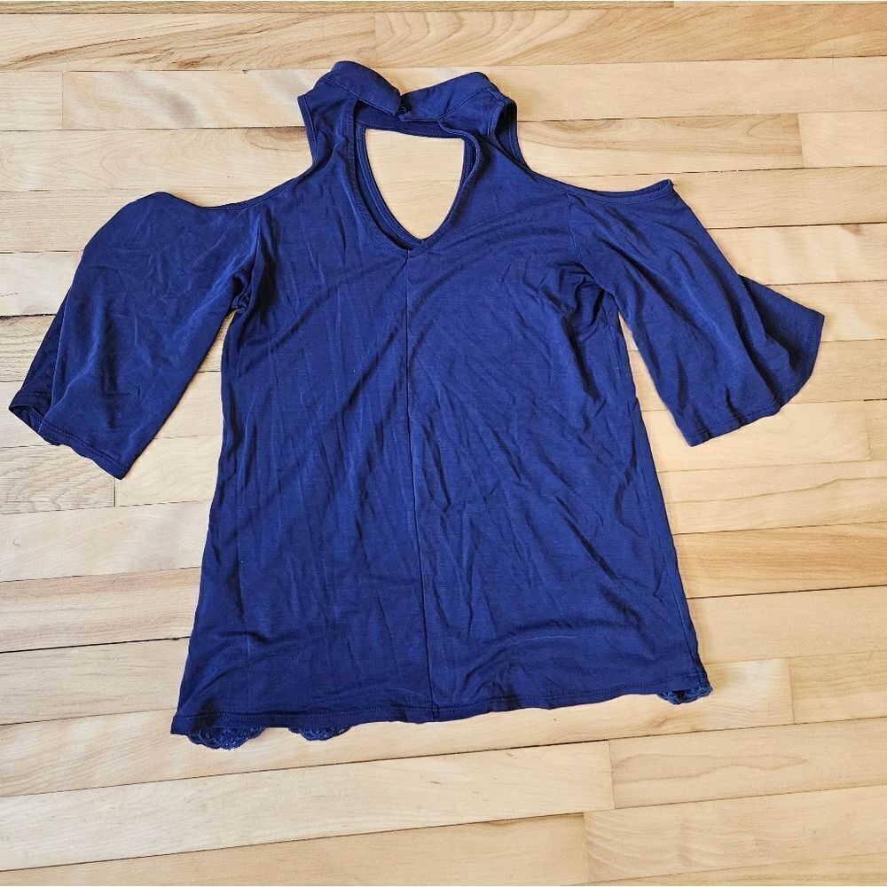 Alya Blue Cold Should Blouse - Picture 5 of 7